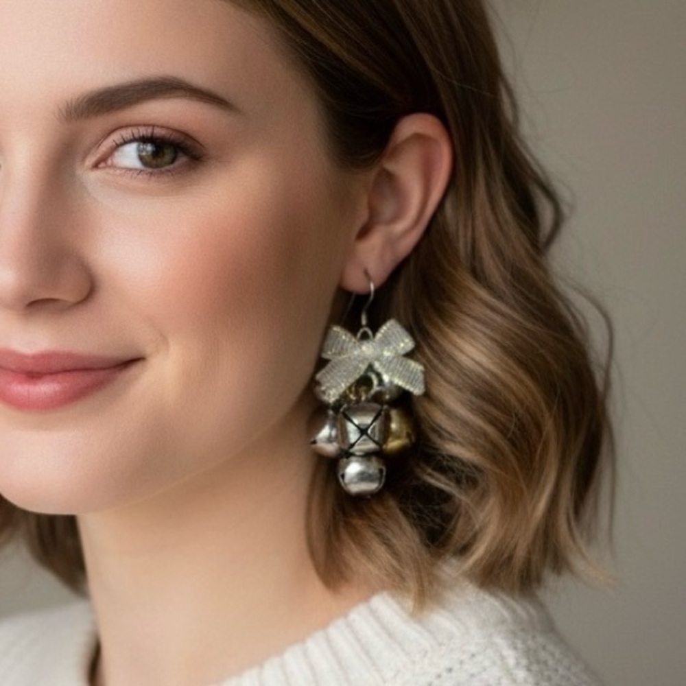 Jingle Bell Cluster Christmas Holiday Dangle Earrings Silver Gold